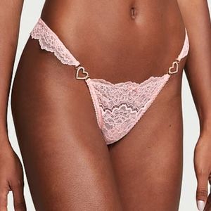 Victoria’s Secrets Heartware Pink Panty